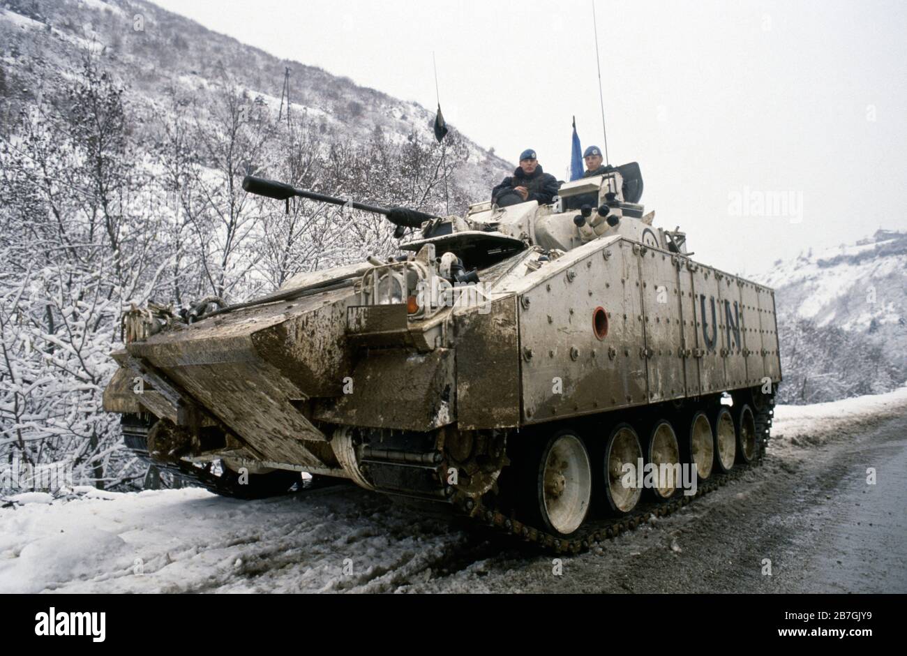 20th January 1994 During the war in central Bosnia: a British Army Warrior of the Coldstream Guards on the roadside, immediately south of the Muslim village of Lisac. Stock Photo