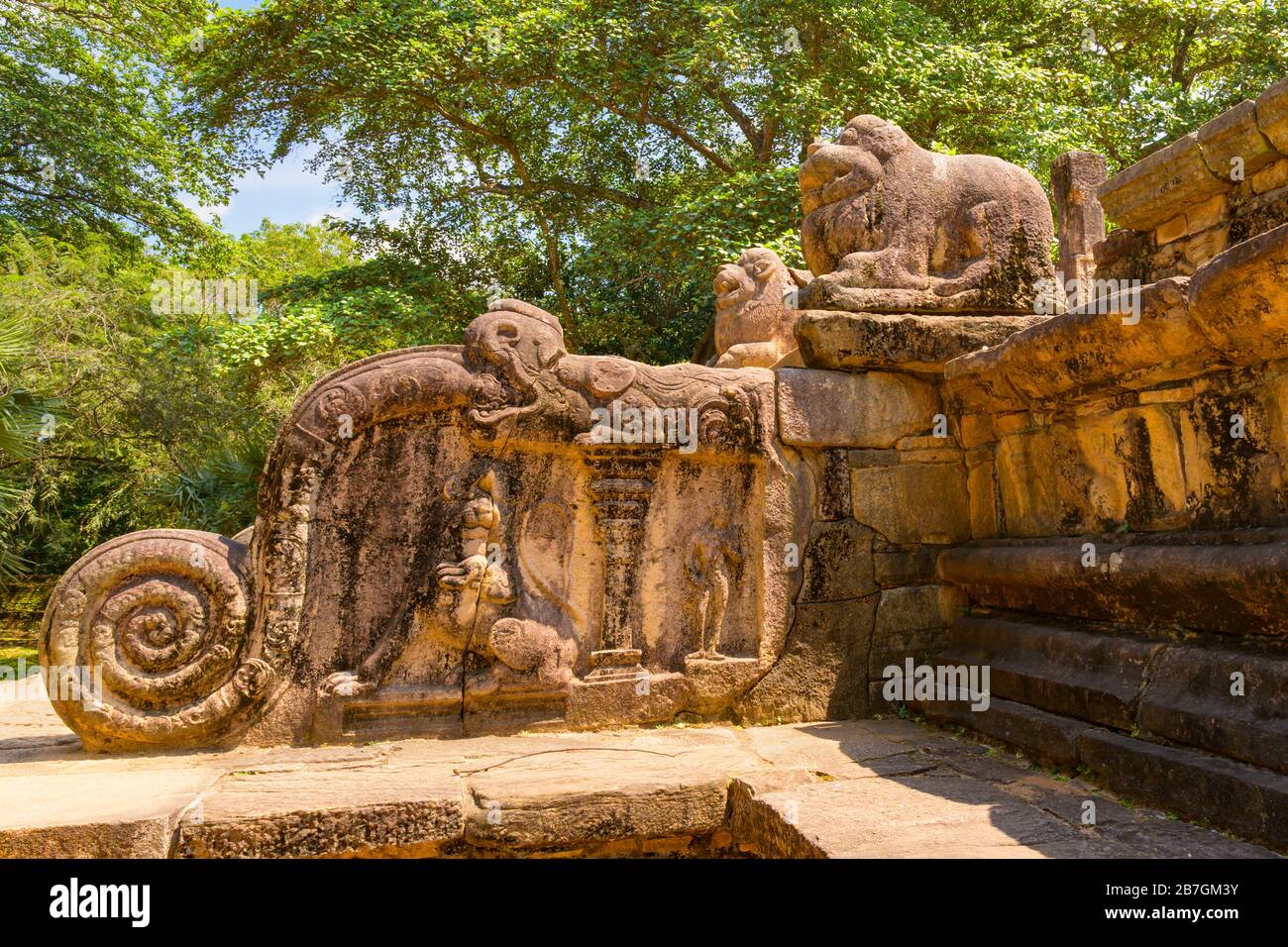 Asia Sri Lanka Polonnaruwa Vatadage staircase balustrade Korawakgala feature dragon 6 animal composite stone Makara Galaeating breathing fire flame Stock Photo