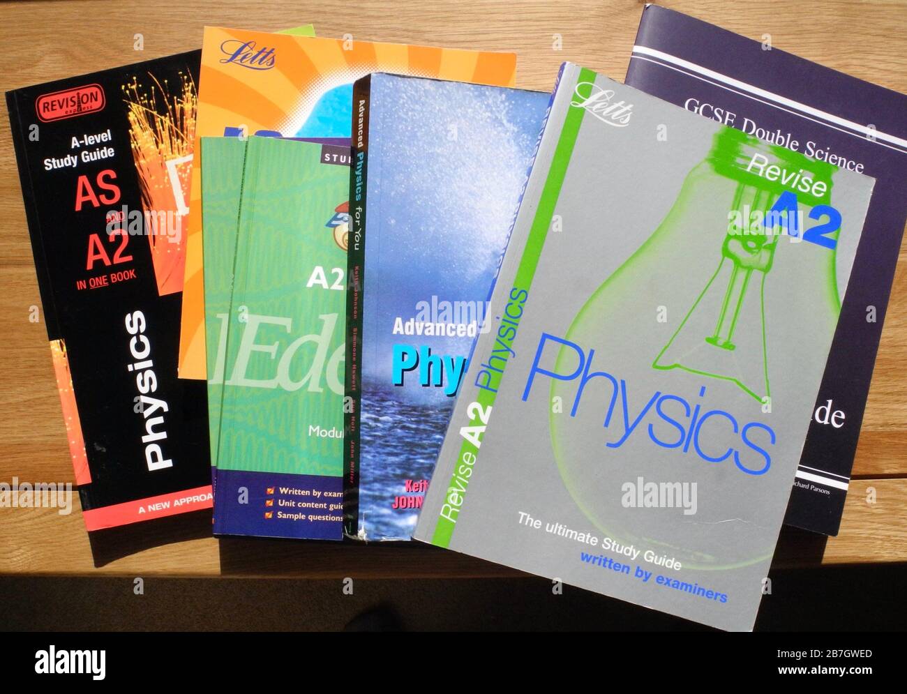 Student Revision aids for A-level students in Mathematics, Physics and Design and Technology Stock Photo