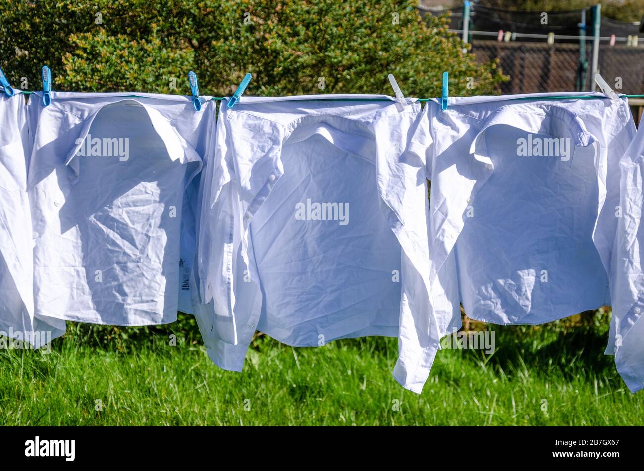 Washing garment hires stock photography and images Alamy