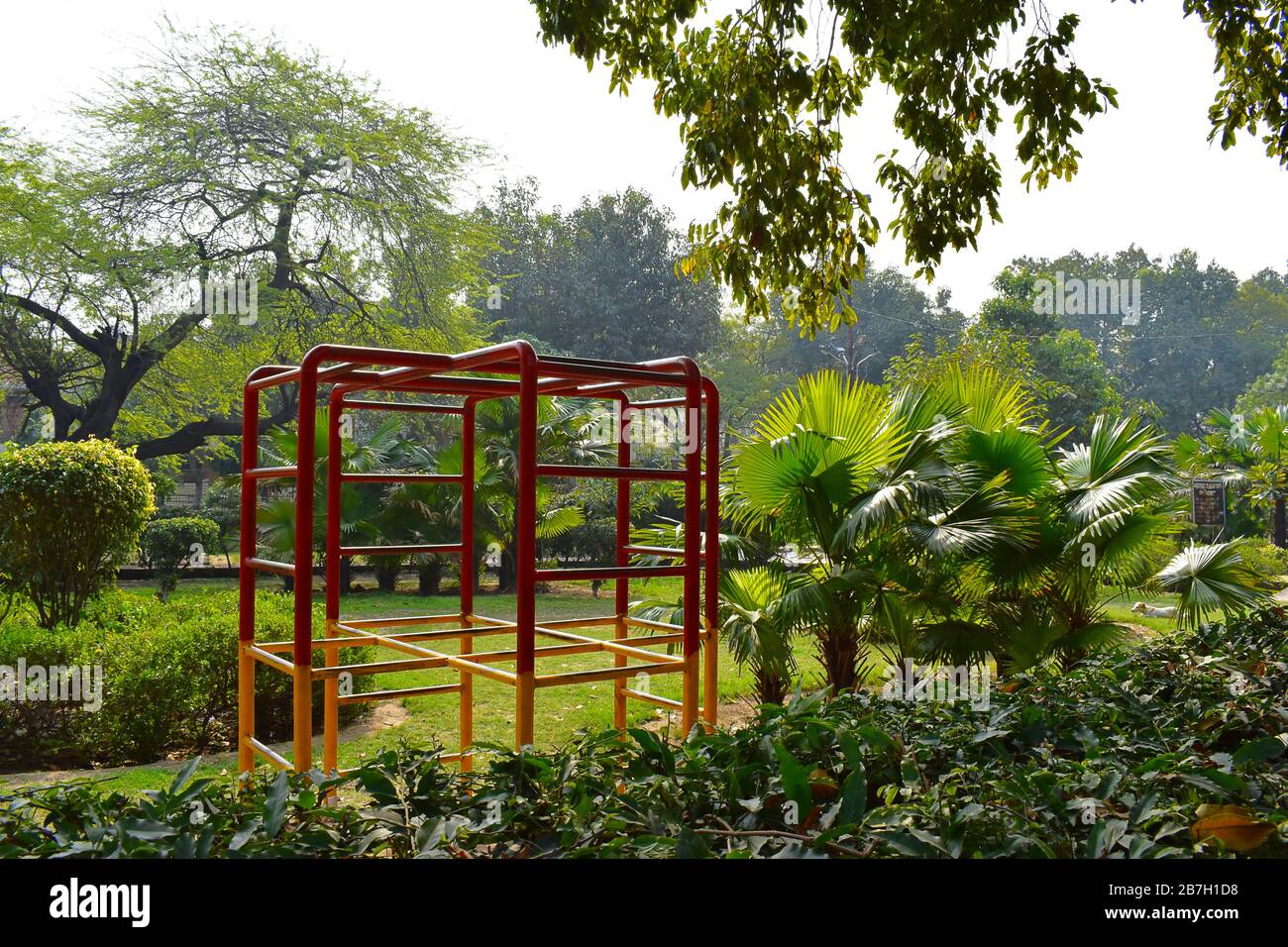 natural outdoor play equipment