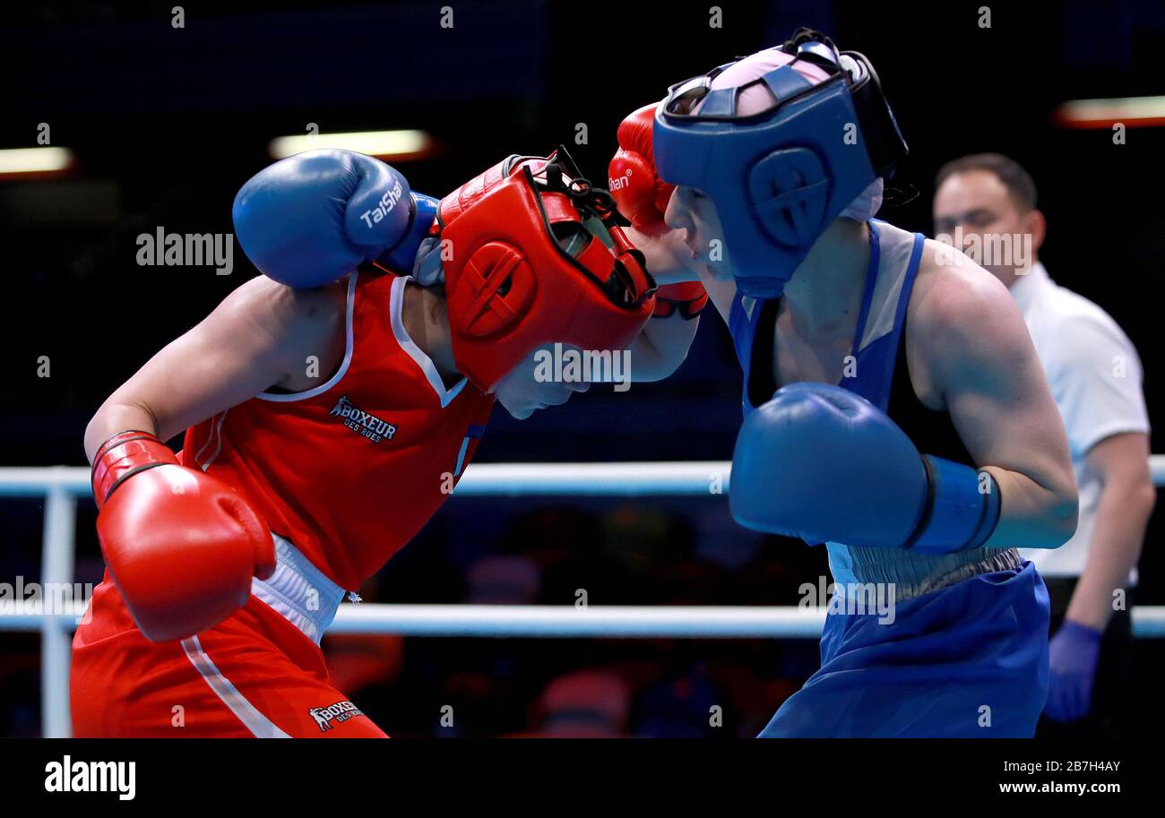 Italy's Giordana Sorrentino (left) and Armenia's Anush Grigoryan