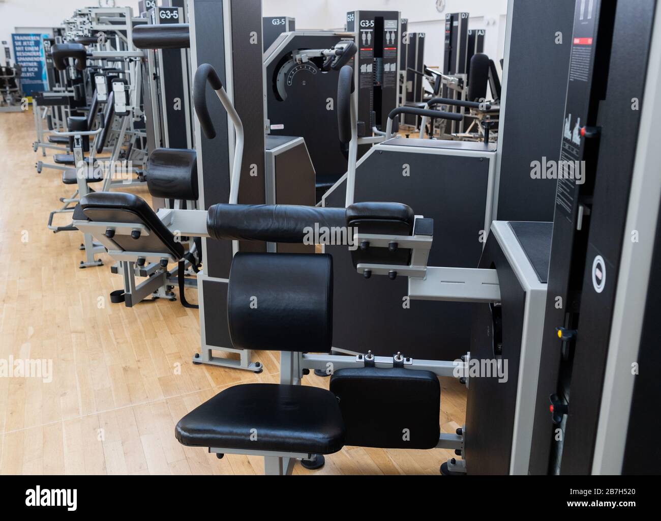 Dresden, Germany. 16th Mar, 2020. Deserted is a gym. The effects of the coronavirus epidemic are also felt here. Credit: Robert Michael/dpa-Zentralbild/dpa/Alamy Live News Stock Photo