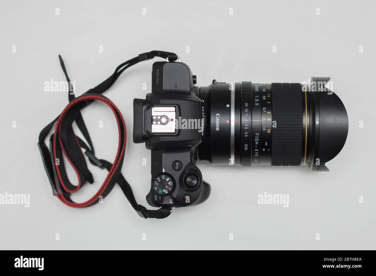 Fish eye lens camera hi-res stock photography and images - Alamy