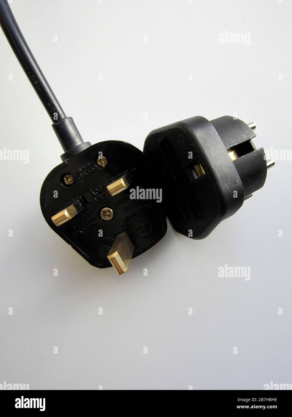 3 pin socket car adaptor