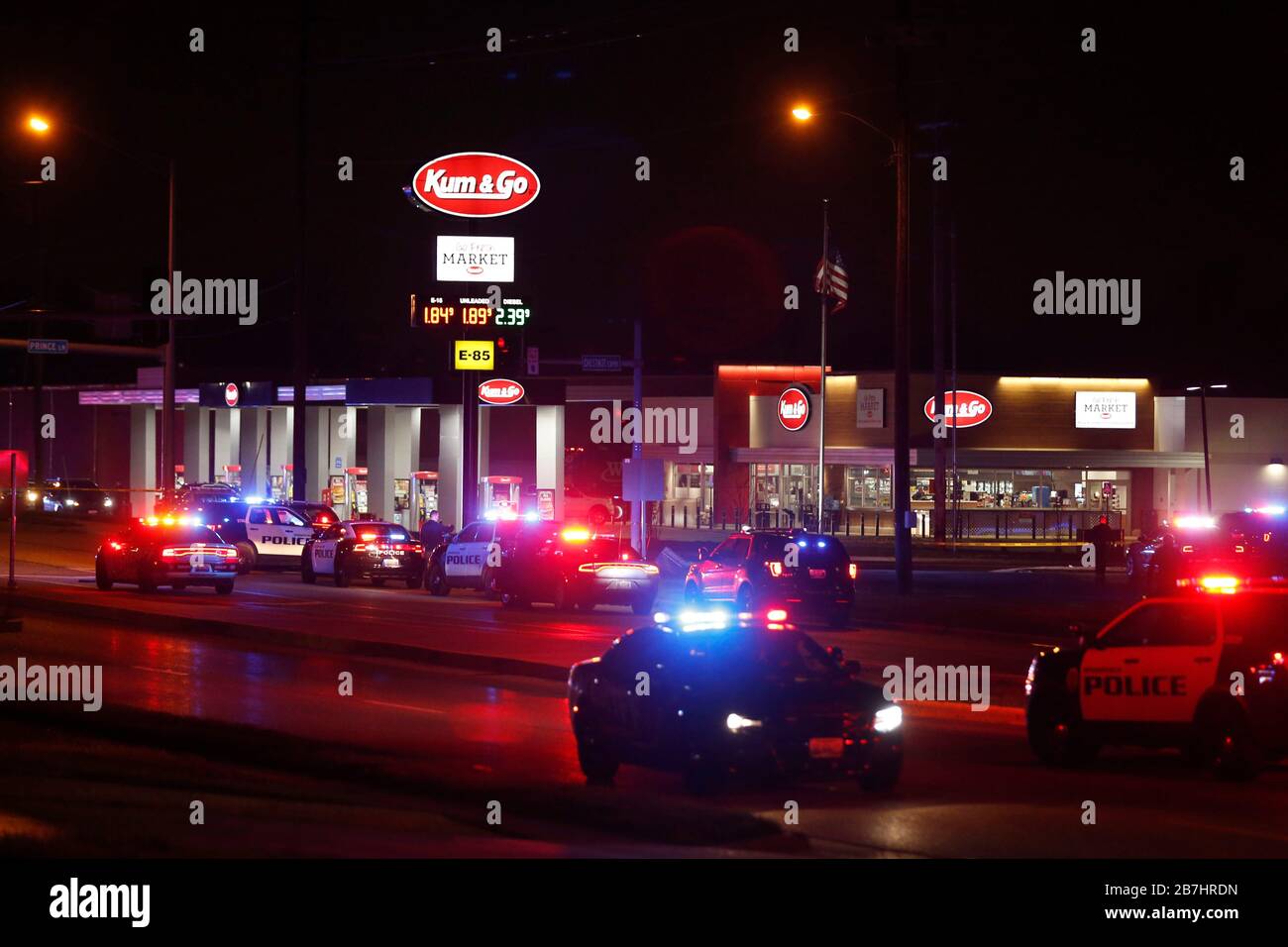 Springfield, USA. 16th Mar, 2020. Springfield police say they responded to an active shooter situation late Mar. 15, 2020 night that includes at least one fatality. Tshooting00034 (Photo by Nathan Papes/Springfield News-Leader/Imagn /USA Today Network/Sipa USA) Credit: Sipa USA/Alamy Live News Stock Photo