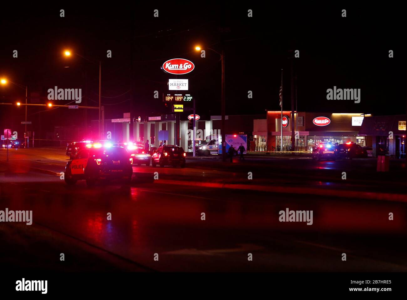 Springfield, USA. 16th Mar, 2020. Springfield police say they responded to an active shooter situation late Mar. 15, 2020 night that includes at least one fatality. Tshooting00104 (Photo by Nathan Papes/Springfield News-Leader/Imagn /USA Today Network/Sipa USA) Credit: Sipa USA/Alamy Live News Stock Photo