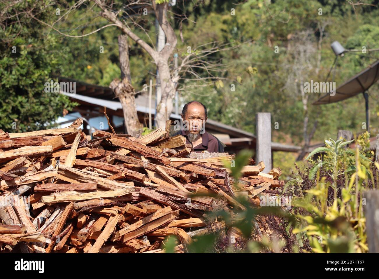 Mae hong son man hi-res stock photography and images - Alamy