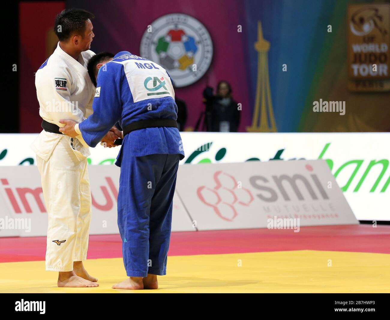 Paris, France - 08th Feb, 2020: Masashi Ebinuma for Japan against Tsogtbaatar Tsend-Ochir for Mongolia, Men's -73 kg, Bronze Medal Match(Credit: Mickael Chavet) Stock Photo