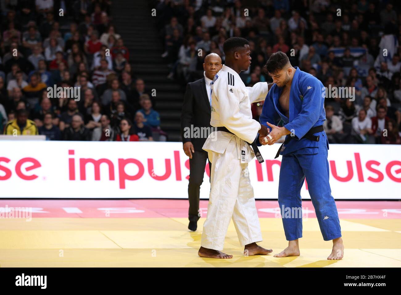 Paris, France - 08th Feb, 2020: Fabio Basile for Italy against Quifucussa for Angola, Men's -73 kg, Round Two (Credit: Mickael Chavet) Stock Photo