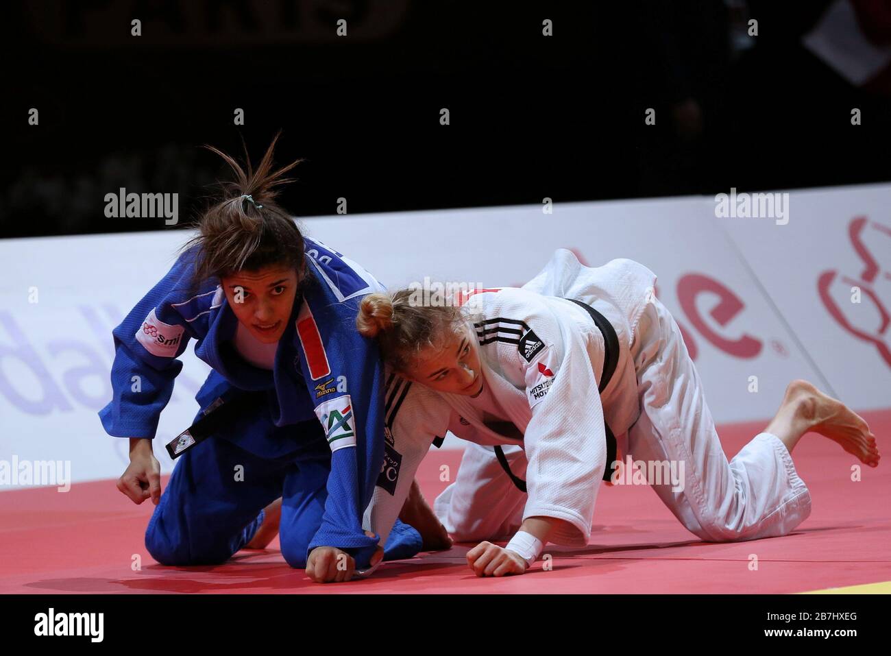 Paris, France - 08th Feb, 2020: Daria Bilodid for Ukraine against Shirine Boukli for France, Women's -48 kg, Semi-Final (Credit: Mickael Chavet) Stock Photo