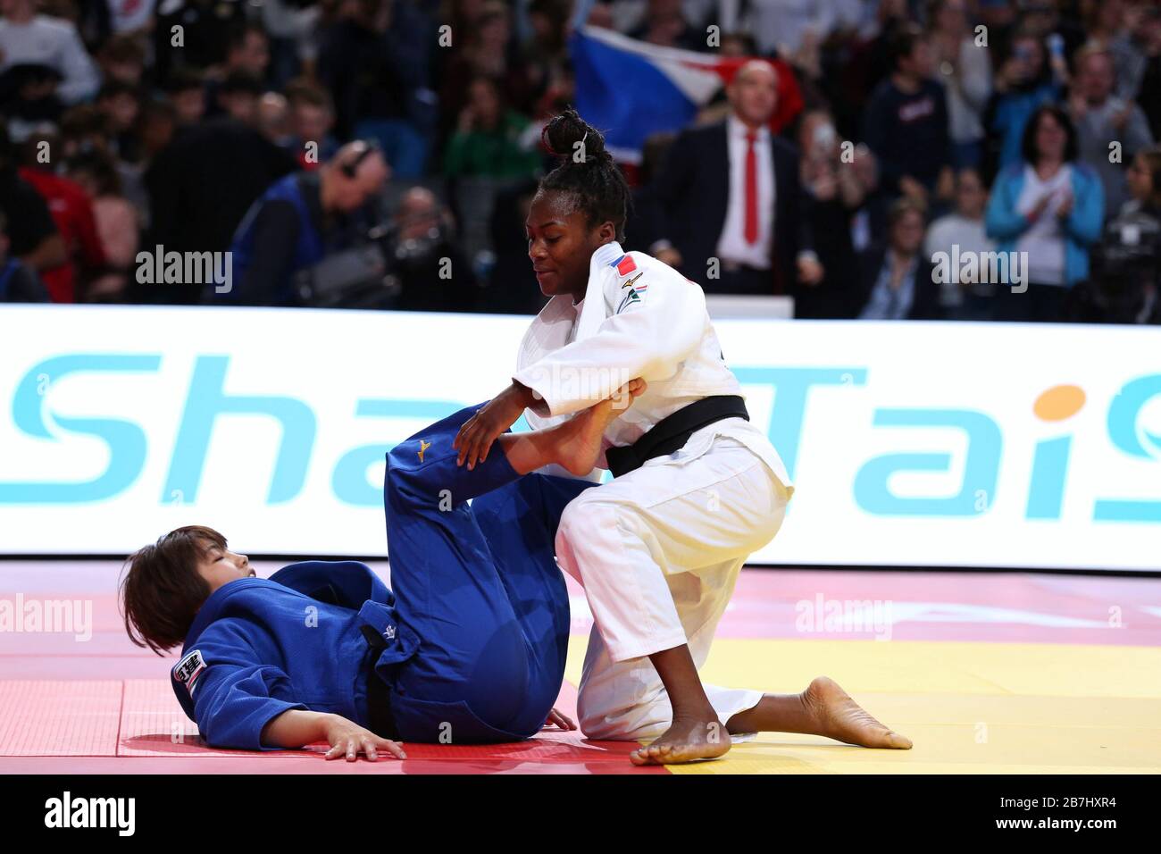 Paris, France - 08th Feb, 2020: Clarisse Agbegnenou for France against Nami Nabekura for Japan, Women's -63 kg, Gold Medal Match (Credit: Mickael Chavet) Stock Photo