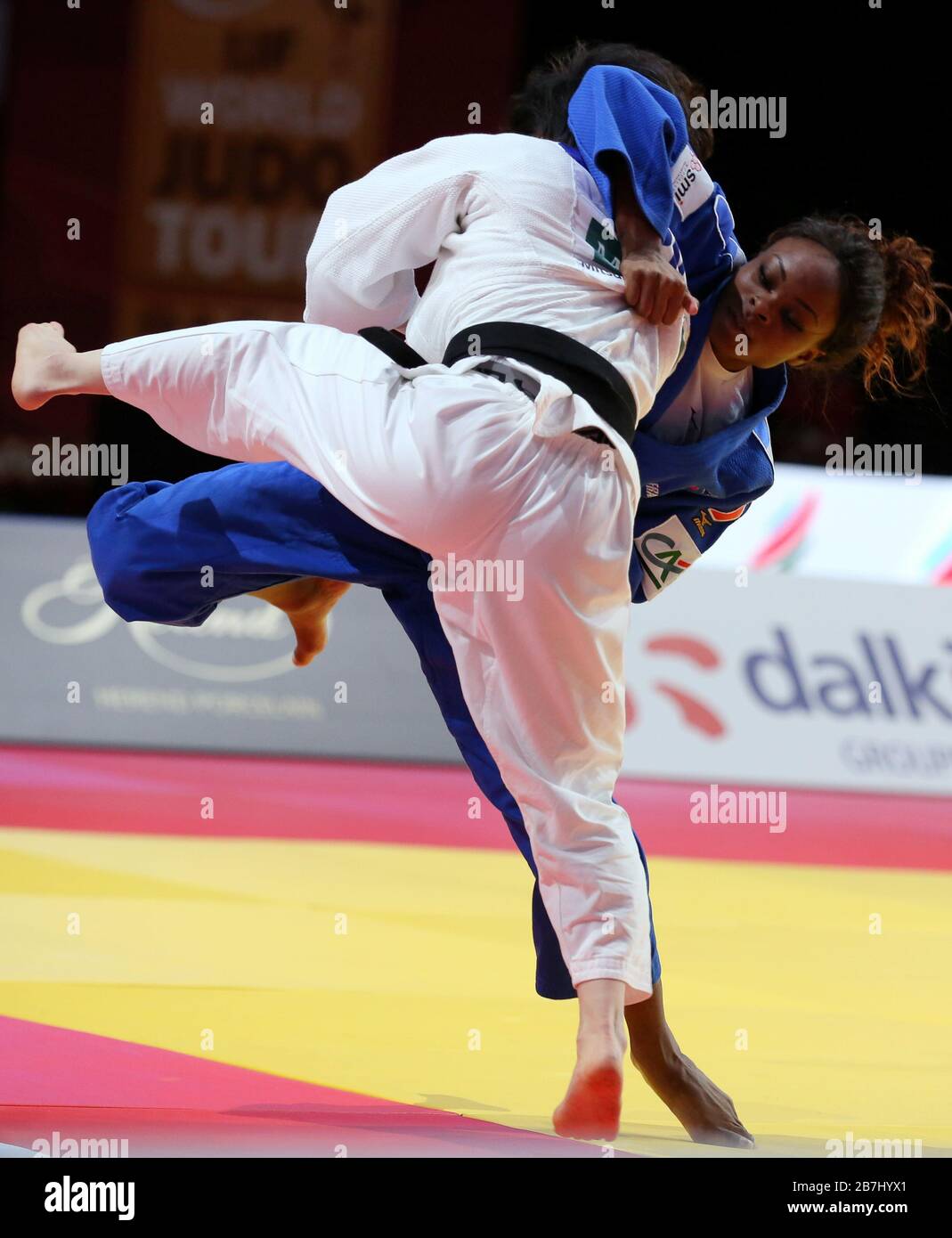 Paris, France - 08th Feb, 2020: Ai Shishime for Japan against Astrid Gneto for France, Women's -52kg, Bronze Medal Match (Credit: Mickael Chavet) Stock Photo