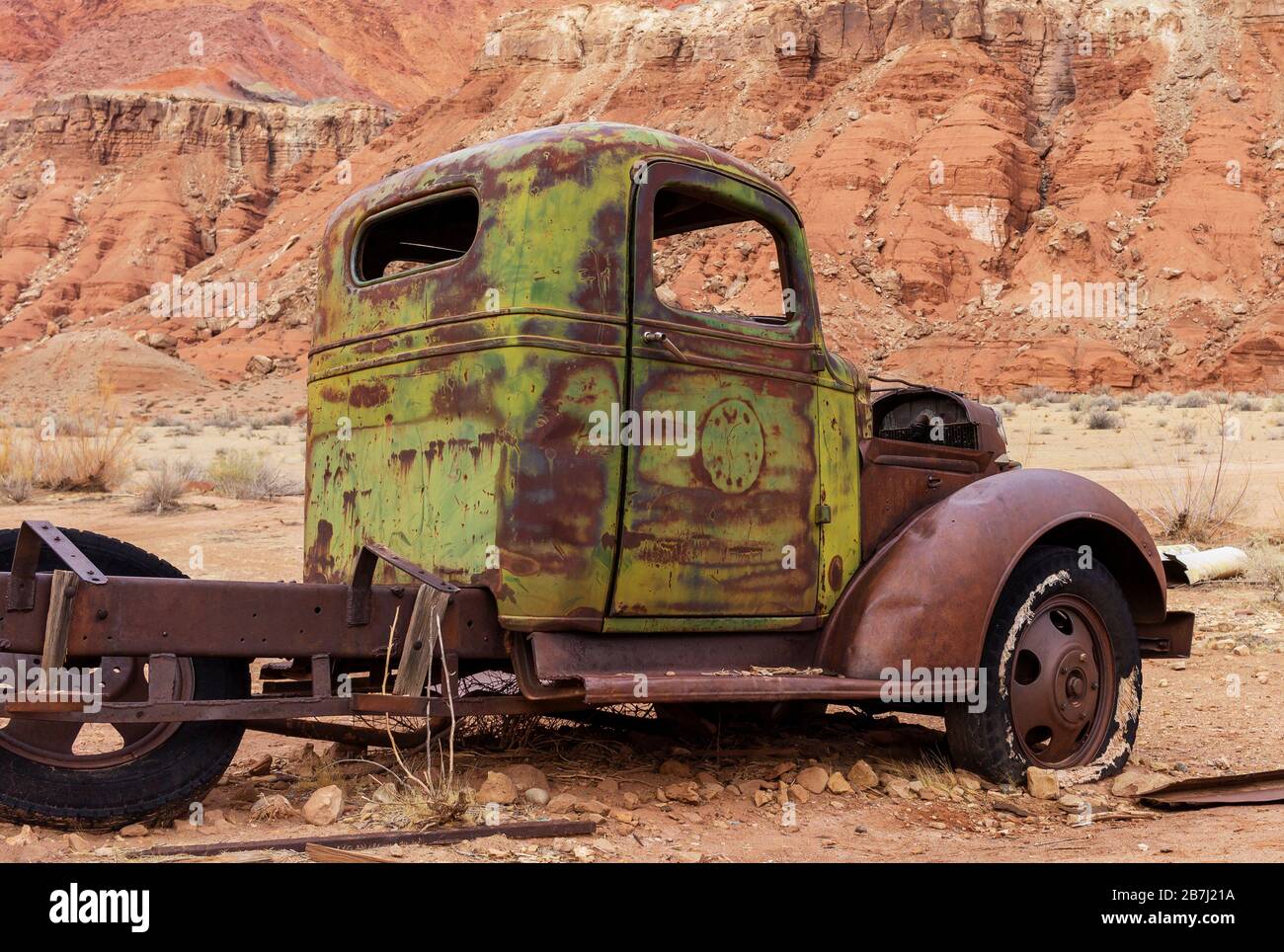 Old Abandoned  Truck In The middle of the Red Rock Desert of Arizona near Lees Ferry Stock Photo