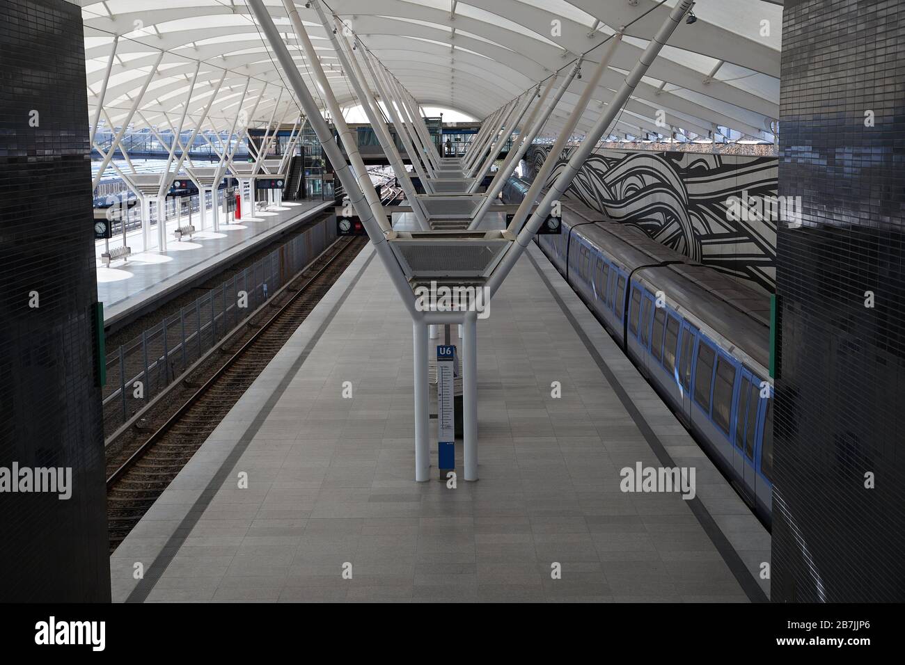 Schne U Bahn Zur Allianz Arena Bild