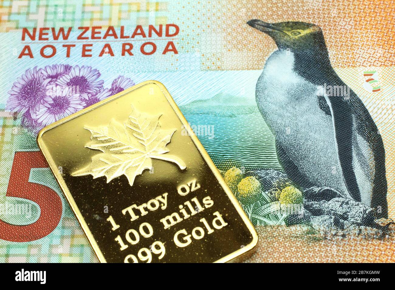 Kiwi golden market hires stock photography and images Alamy