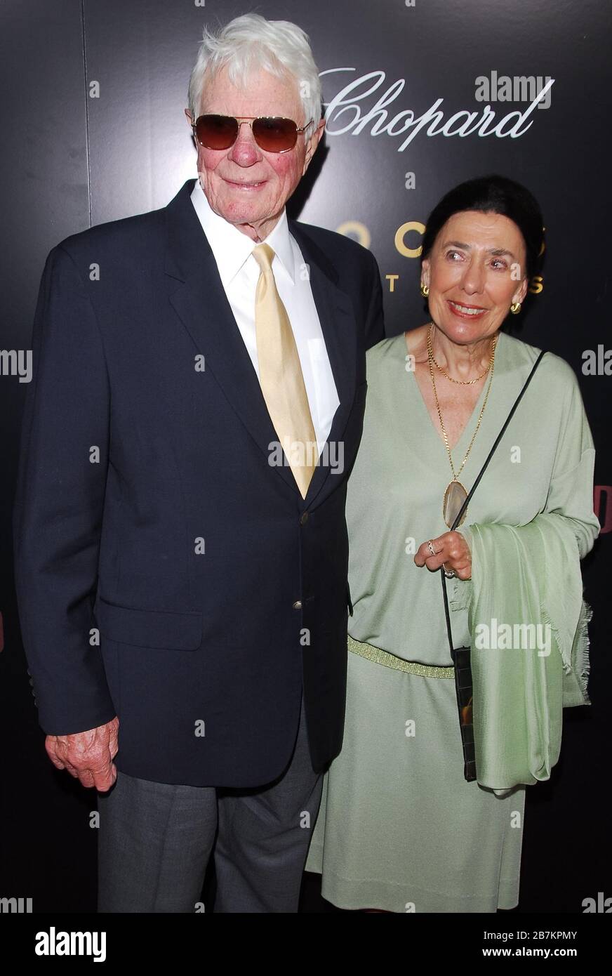 Peter Graves and Wife Joan at the Los Angeles Premiere of 'Hollywoodland' held at the Academy of Motion Picture Arts and Sciences in Beverly Hills, CA. The event took place on Thursday, September 7, 2006.  Photo by: SBM / PictureLux - File Reference # 33984-6850SBMPLX Stock Photo