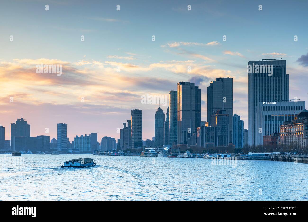 Shanghai Boats High Resolution Stock Photography and Images - Alamy