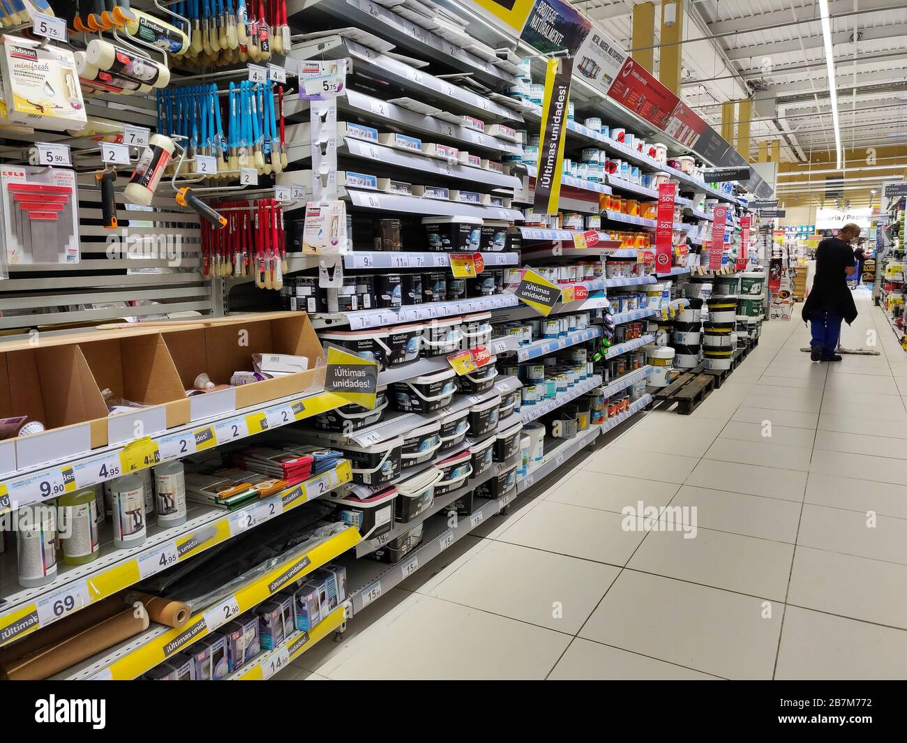 Palma, Spain. 16th Mar, 2020. Full shelves in Carrefour Col den Rabassa  during a coronavirus lockdown, Monday, March 16, 2020, in Palma de Mallorca,  Spain.(Thomas Reiner-ESPA-Images/Image of Sport) Photo via Credit:  Newscom/Alamy