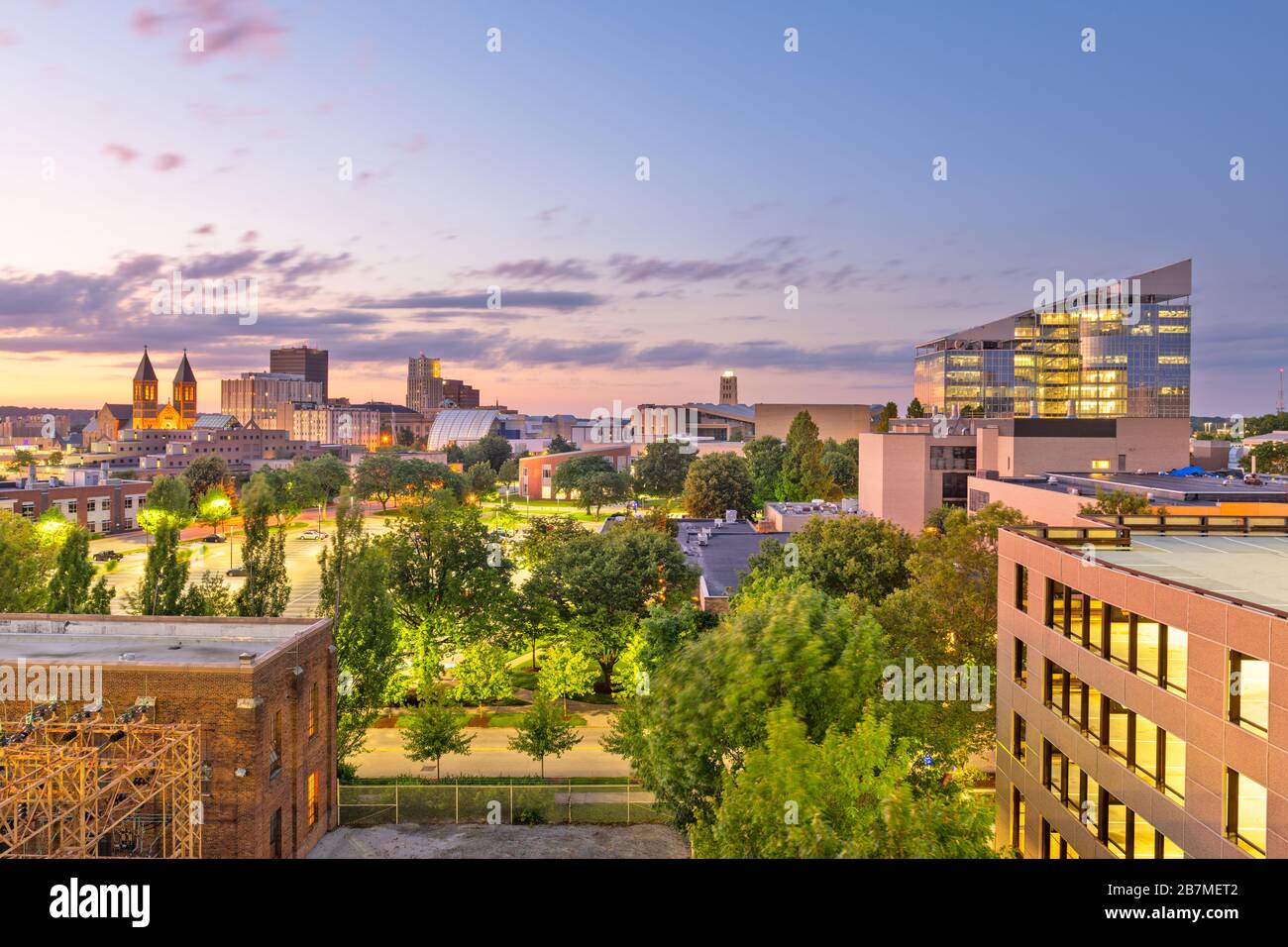 Akron, Ohio, USA downtown skyline at dusk Stock Photo Alamy