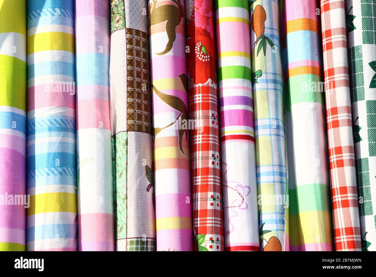 Printed fabrics hi-res stock photography and images - Alamy