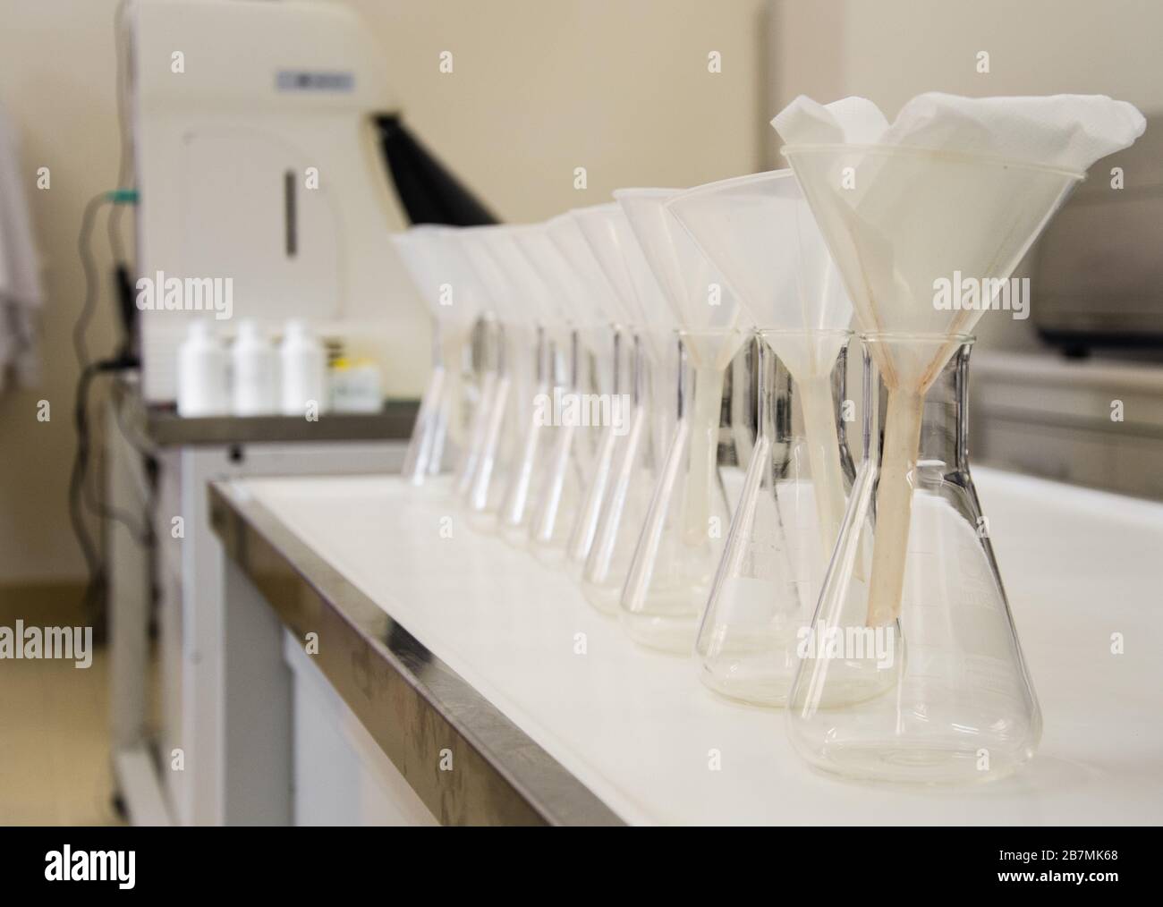 Wine production chemistry hires stock photography and images Alamy