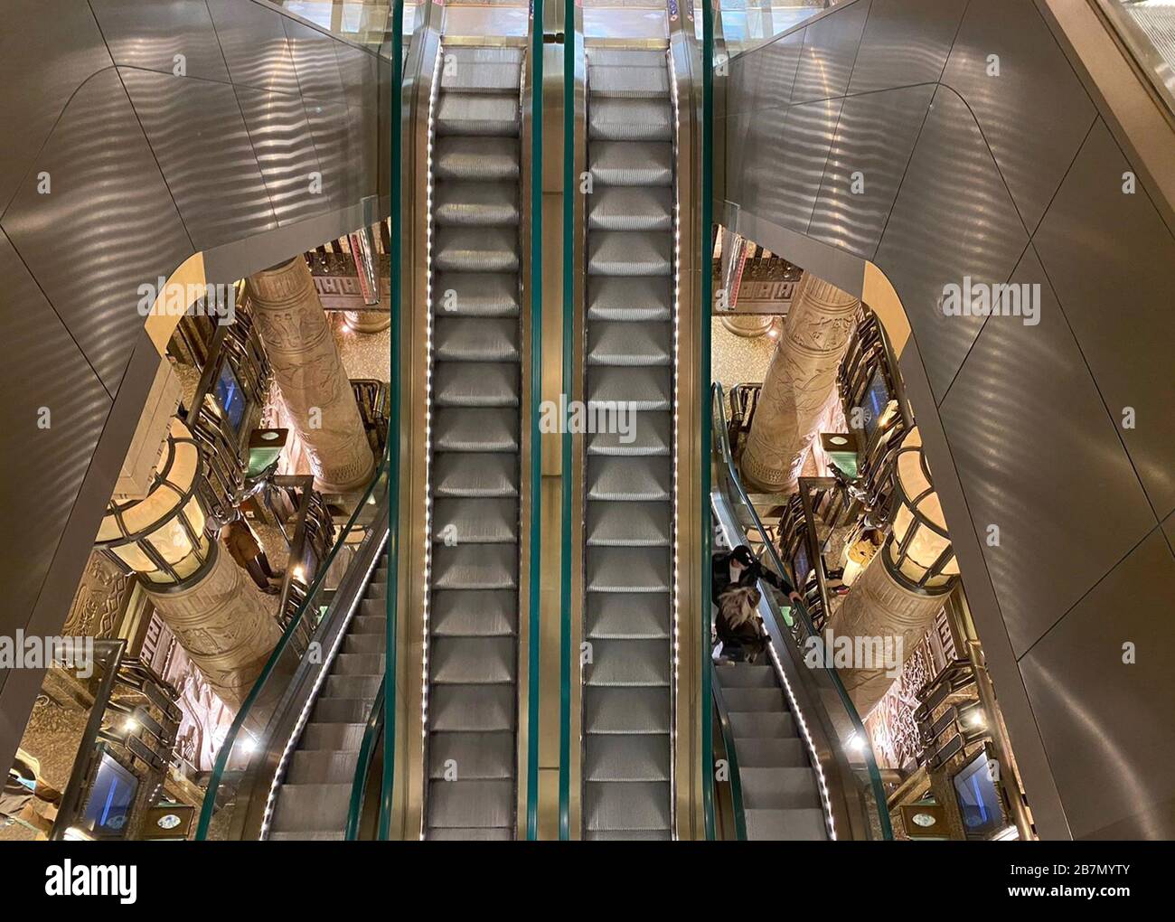 Harrods london escalator hires stock photography and images Alamy