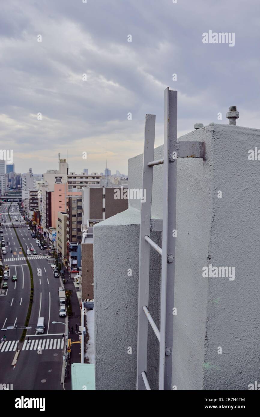 Close Up Of Fire Escape Ladder With View Of Street Syokuan Dori Far Below Tokyo Japan Stock Photo Alamy Close Up Of Fire Escape Ladder With View Of Street Syokuan Dori Far Below Tokyo Japan Stock Photo Alamy