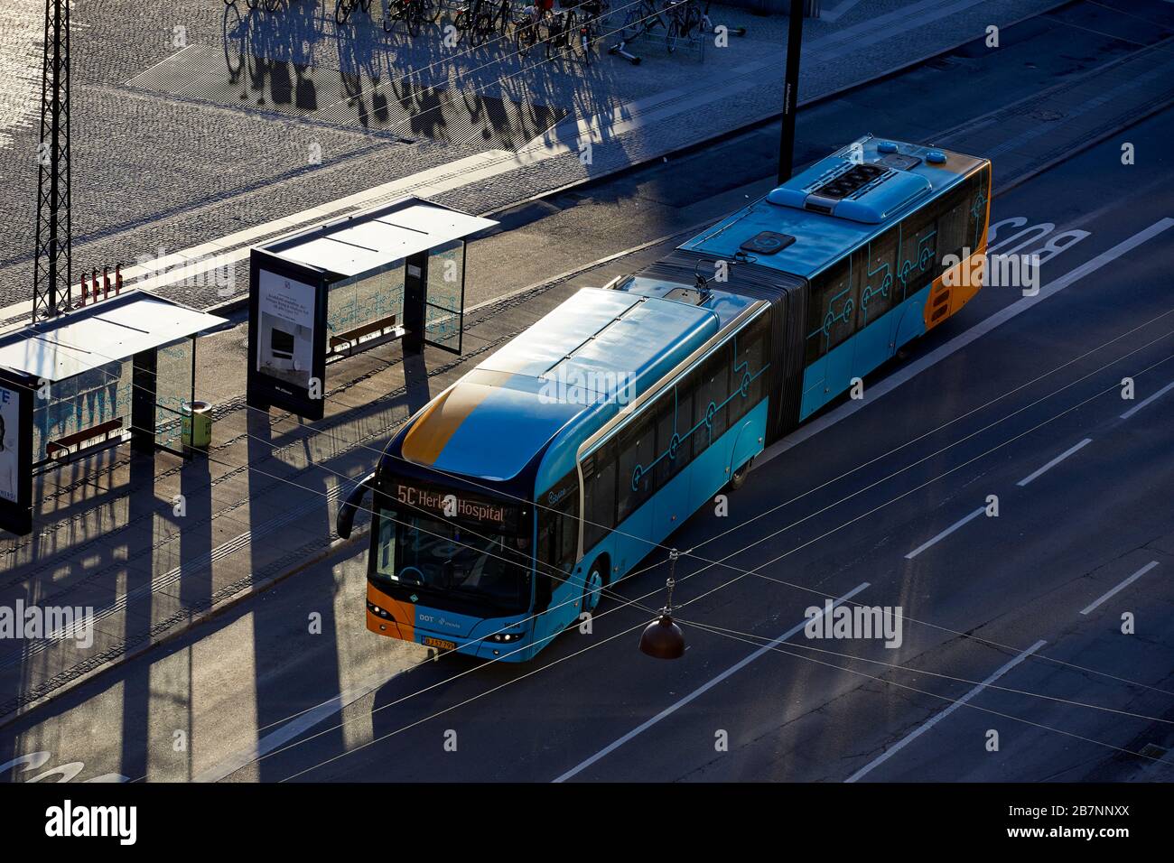 Neutral Bus Hi res Stock Photography And Images Alamy neutral-bus-hi-res-stock-photography-and-images-alamy