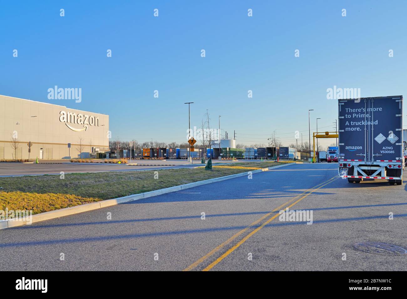 WEST DEPTFORD, NJ 23 FEB 2020 An Amazon Prime delivery tractor