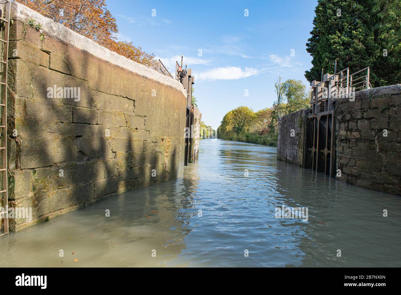 View of a lock on the Canal du Midi, Carcassonne, Languedoc-Roussillon, France Stock Photo