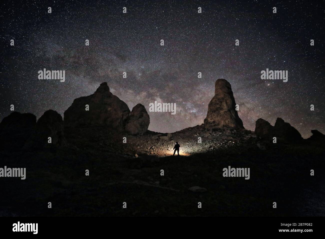 Pinnacles and star trails hi-res stock photography and images - Alamy