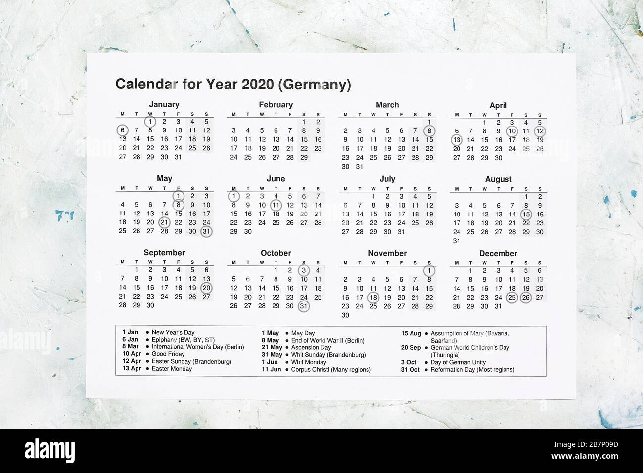 Yearly paper calendar for Germany. 2020 yearly calendar with Dutch national holidays. View from above Stock Photo