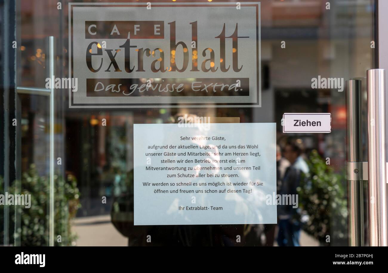 Effects of the Coronavirus Pandemic in Germany, Essen, closed Caf, Cafe Extrablatt, Stock Photo