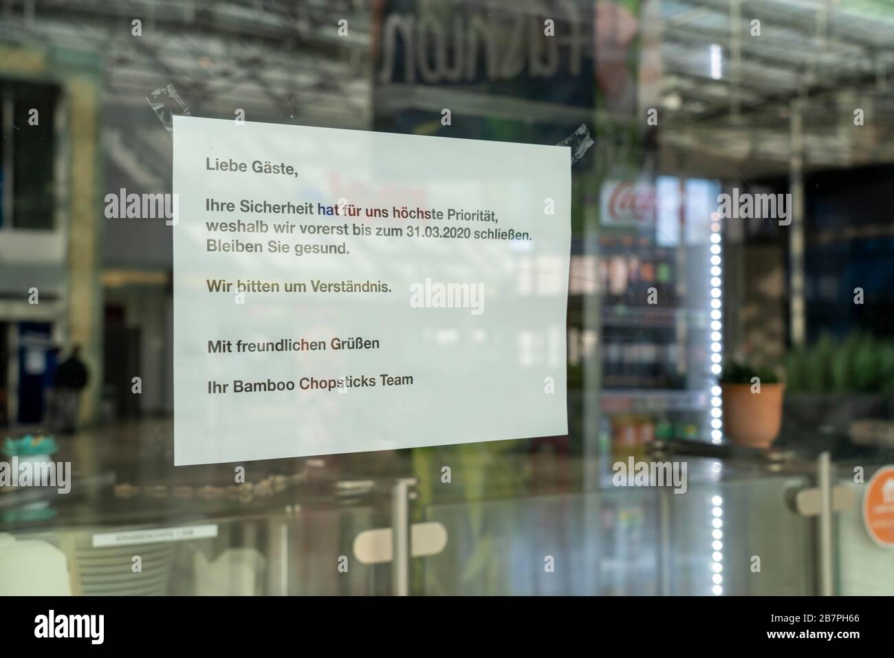 Effects of the coronavirus pandemic in Germany, eating, closed fast food restaurant in a shopping center, Stock Photo