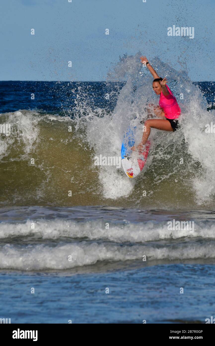 Carissa Moore in action at the Sydney Surf Pro 2020 Stock Photo