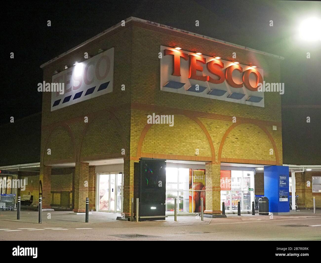 24 Hour Stores Near Me Sheerness, Kent, UK. 17th Mar, 2020. Tesco has announced this evening it  will be restricting the opening hours of larger 24 hour stores with  immediate effect, with stores closing at 10pm and