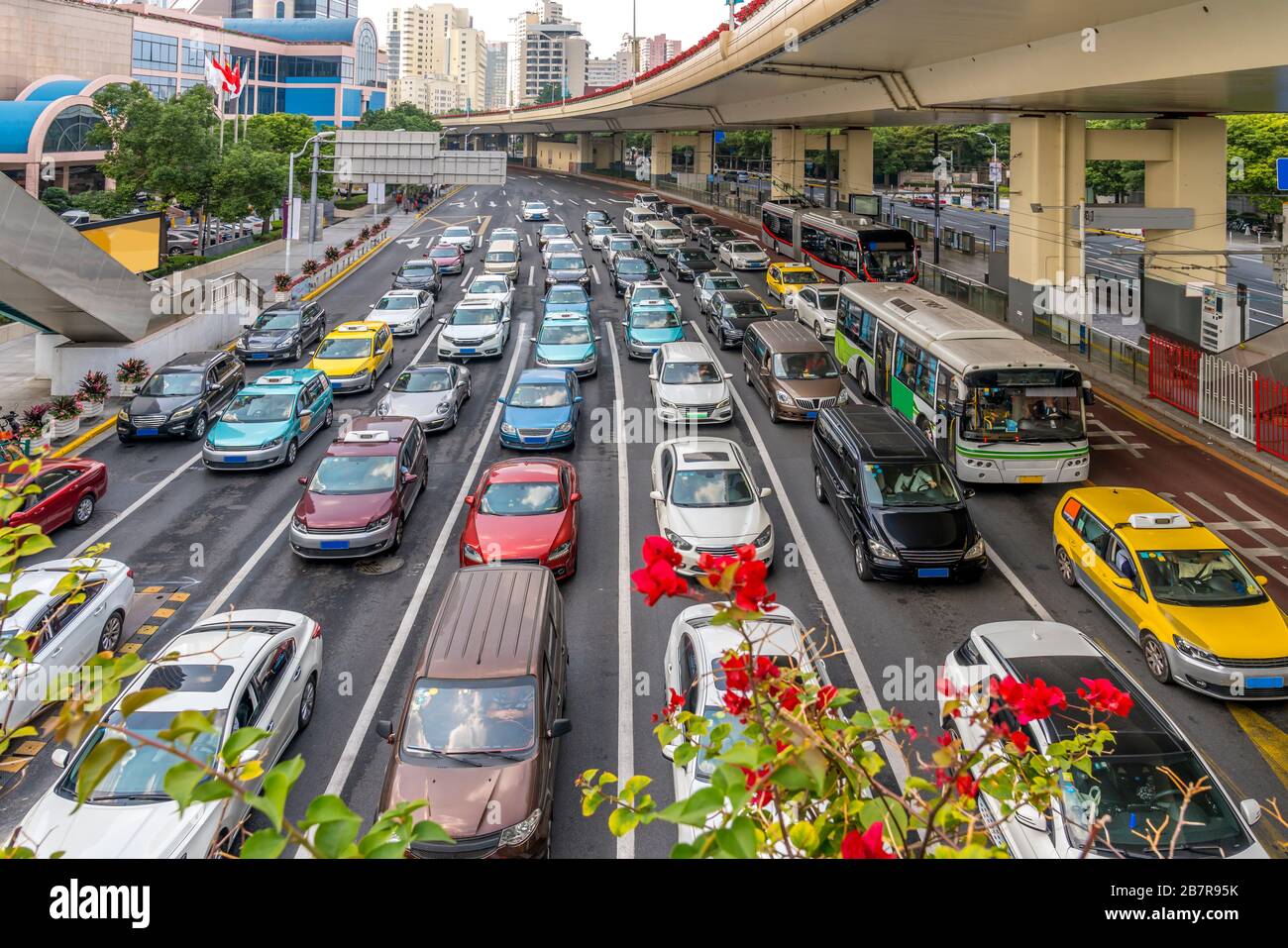 Traffic congestion in Shanghai, China Stock Photo