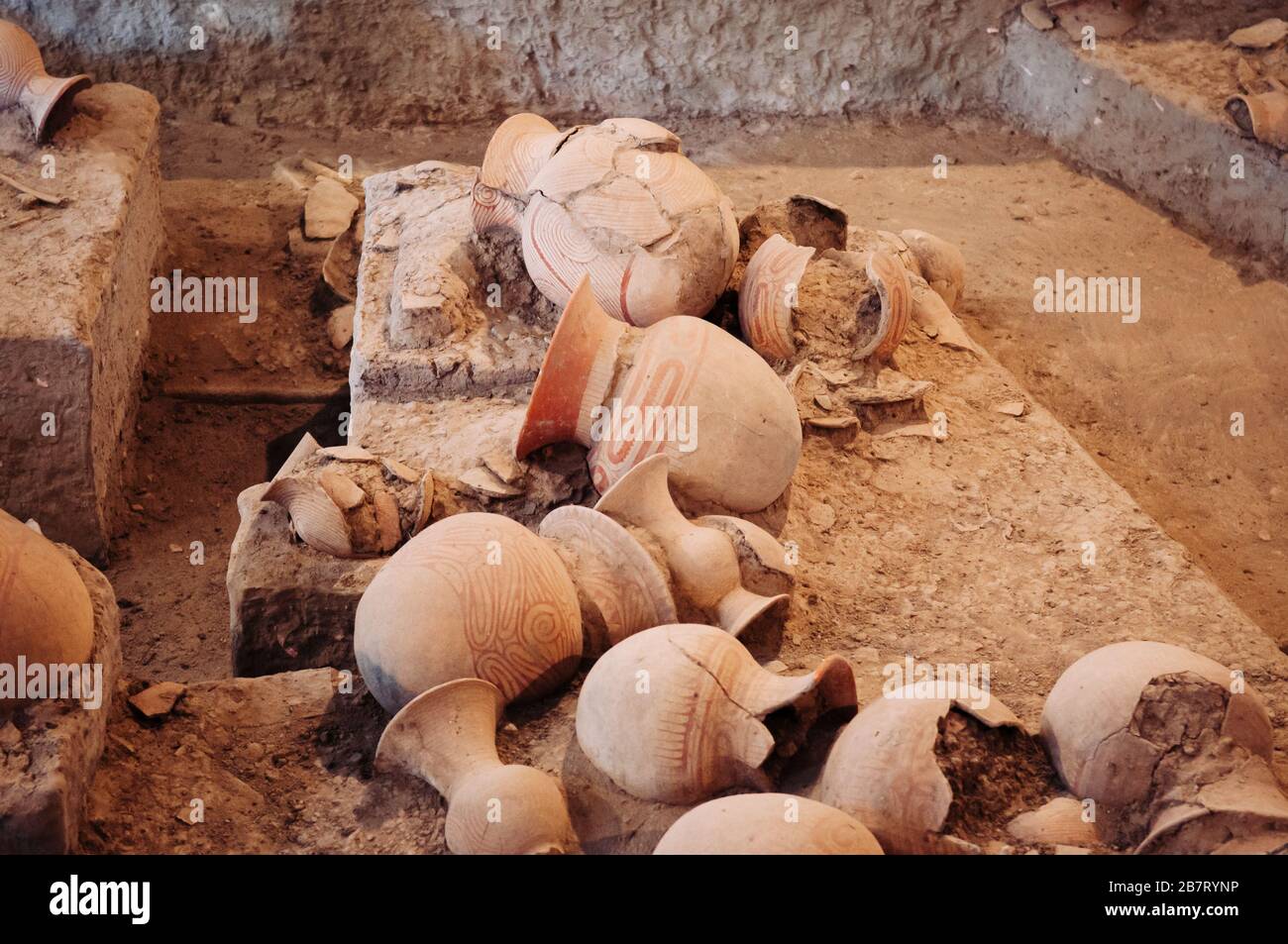 JAN 12, 2019 Udon Thani, Thailand - Ancient pottery containers and prehistory ceramic ware in excavation site of Ban Chiang Museum Stock Photo