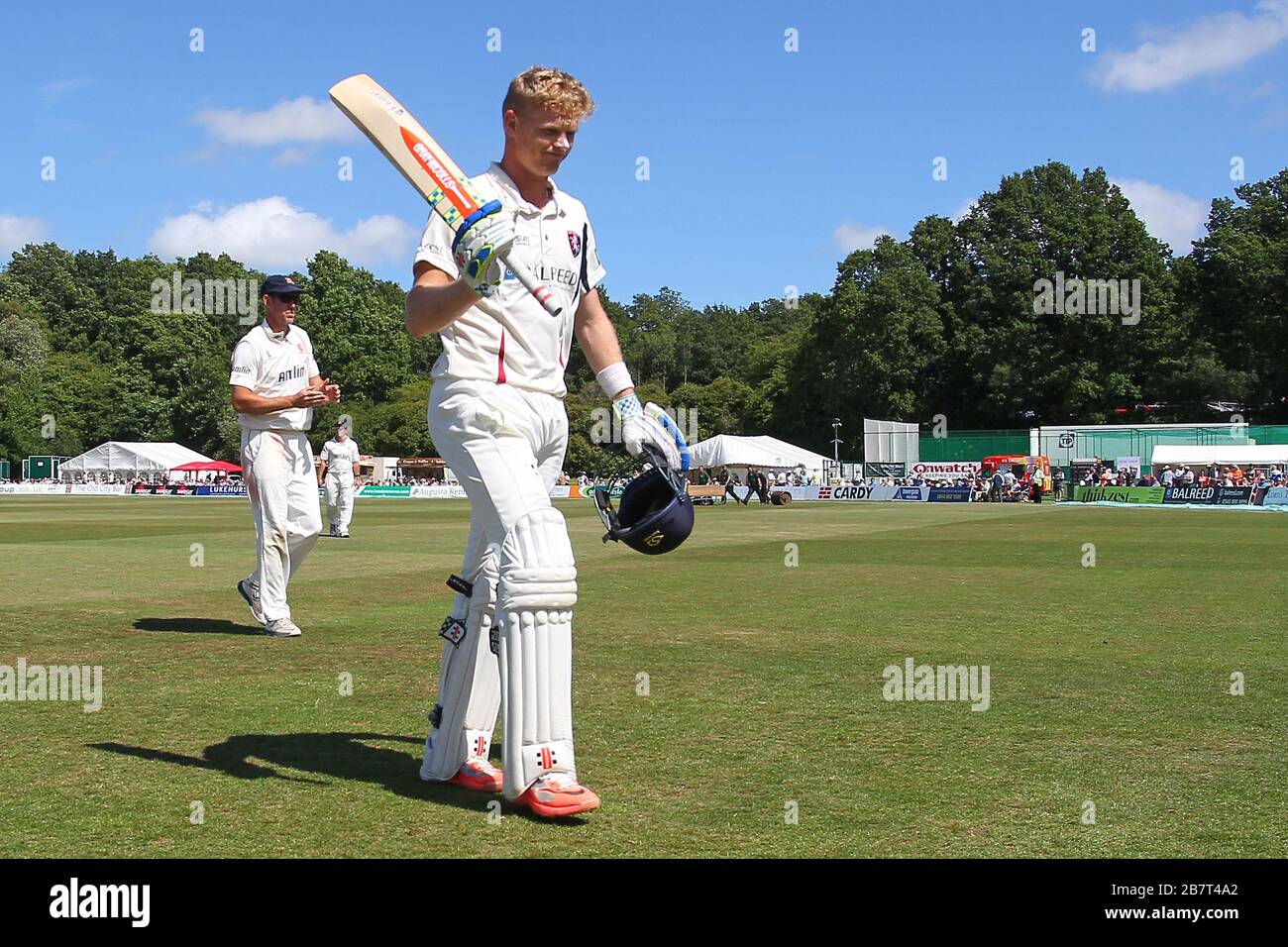 Sam Billings of Kent leaves the field having scored a century in a Kent total of 633 for 8 declared Stock Photo