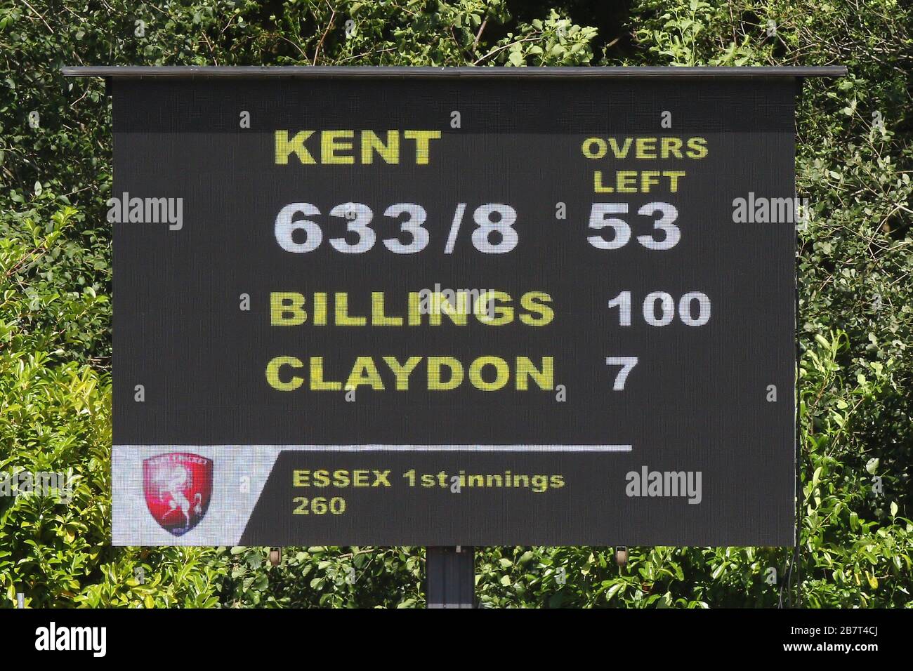 The scoreboard shows that Kent have scored a record for an innings at the Nevill ground, 633 for 8 declared Stock Photo