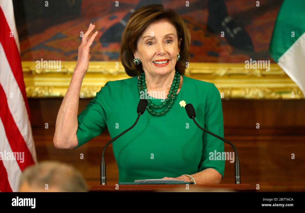 Nancy Pelosi Speaker Of The United States House Of Representatives During The Speaker S Luncheon On Capitol Hill In Washington Dc During The Taoiseach S Visit To The Us Stock Photo Alamy Nancy Pelosi Speaker Of The United States House Of Representatives During The Speaker S Luncheon On Capitol Hill In Washington Dc During The Taoiseach S Visit To The Us Stock Photo Alamy
