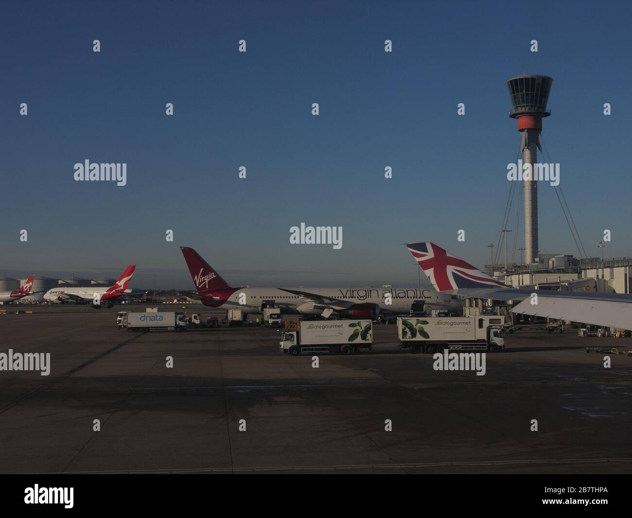 Heathrow airport border control hi-res stock photography and images - Alamy