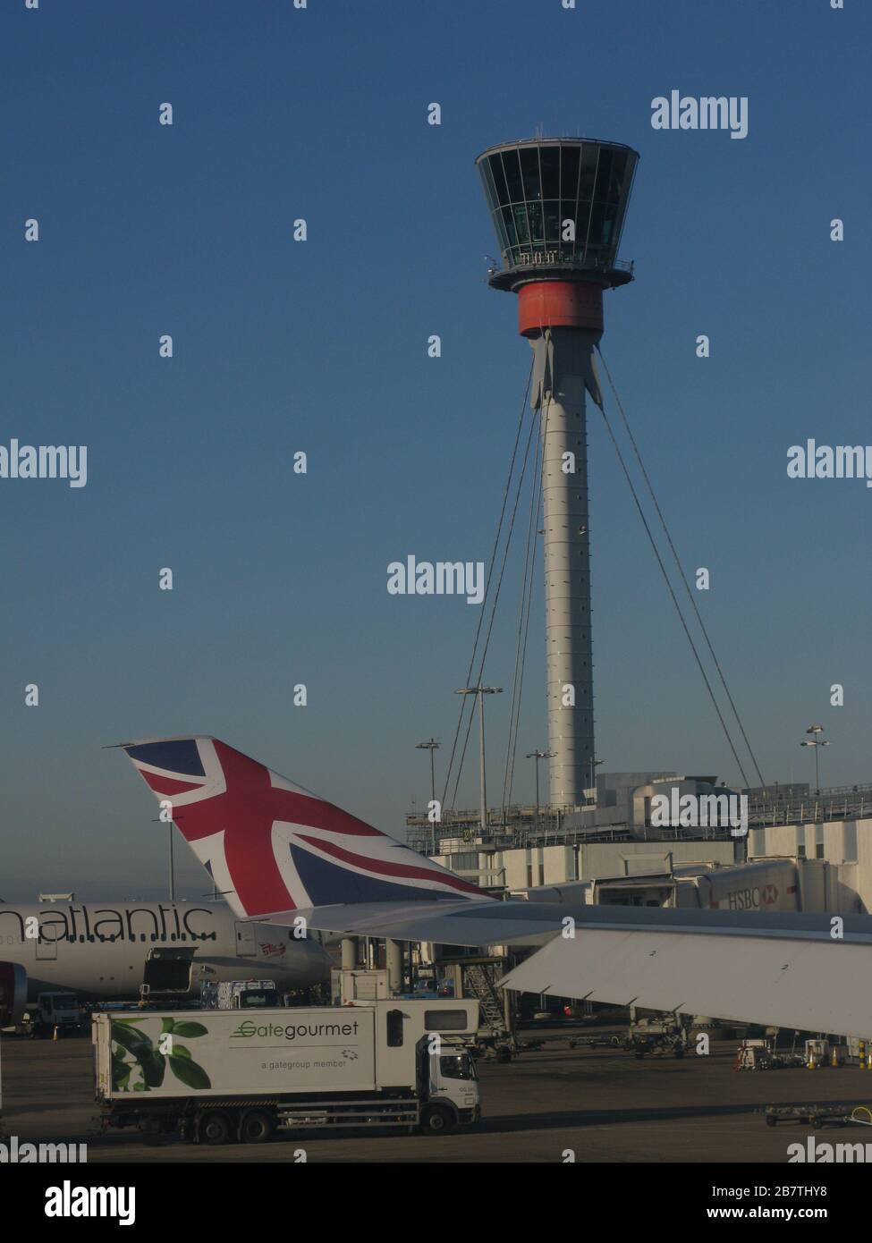 Heathrow airport border control hi-res stock photography and images - Alamy