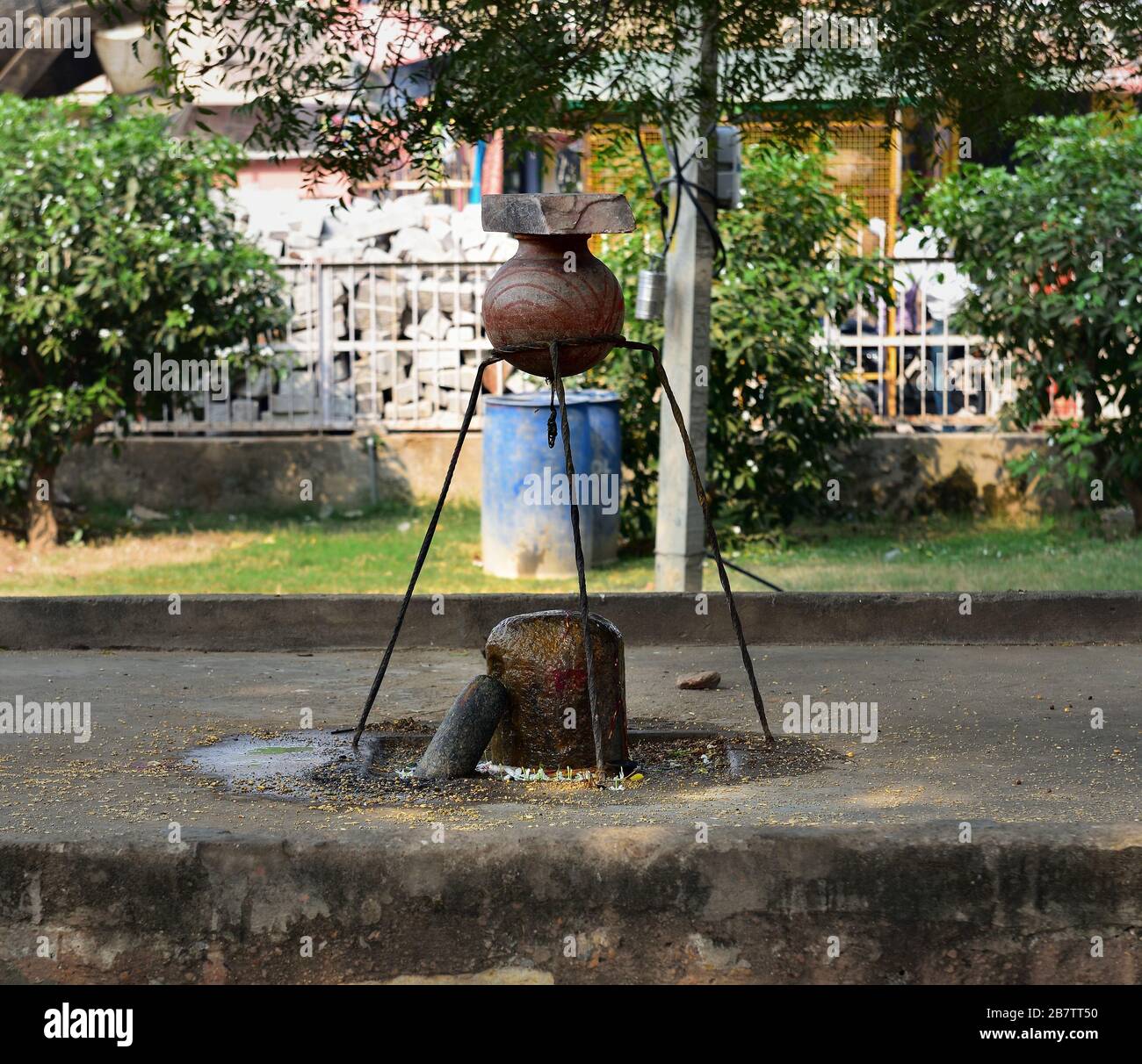 Traditional cooking pot in the garden Stock Photo Alamy
