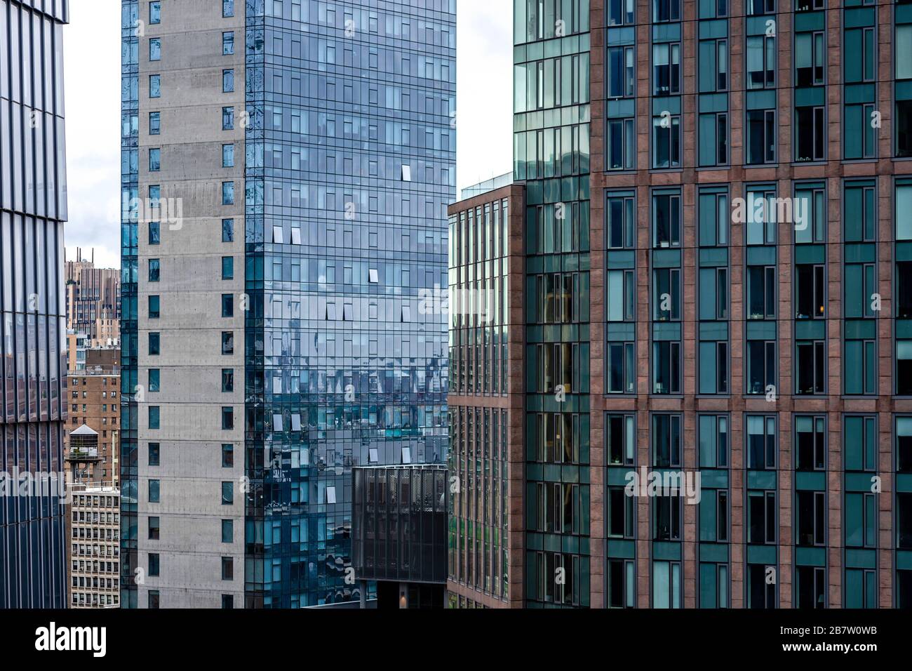 New york skyline close up buildings hi-res stock photography and images ...