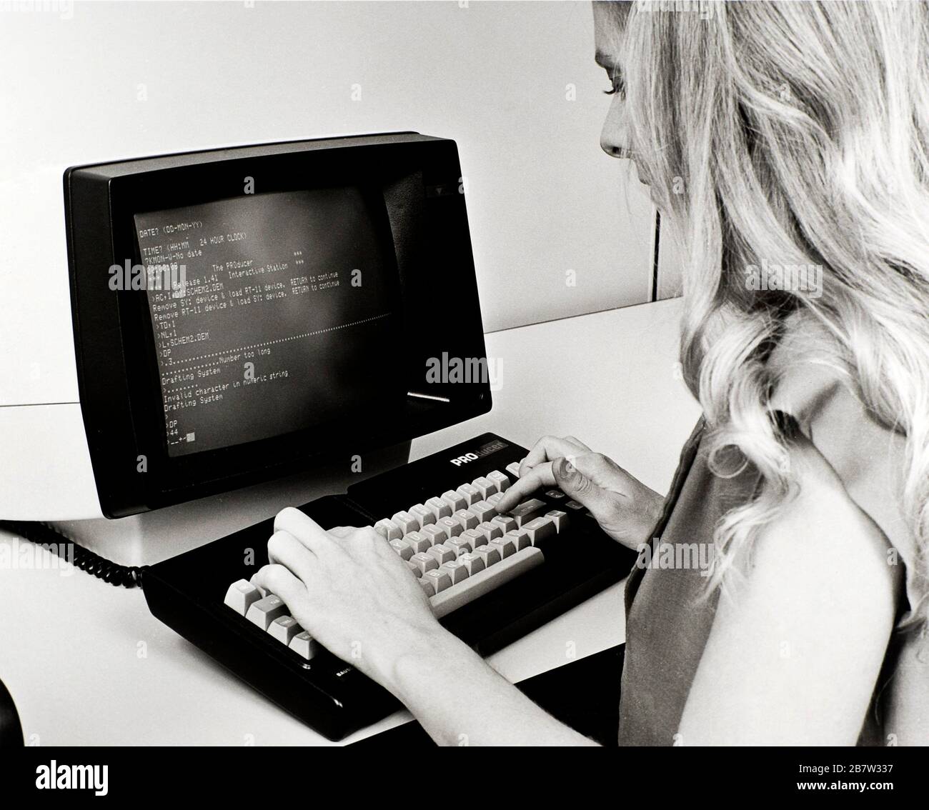 Computer terminal 1970s hi-res stock photography and images - Alamy
