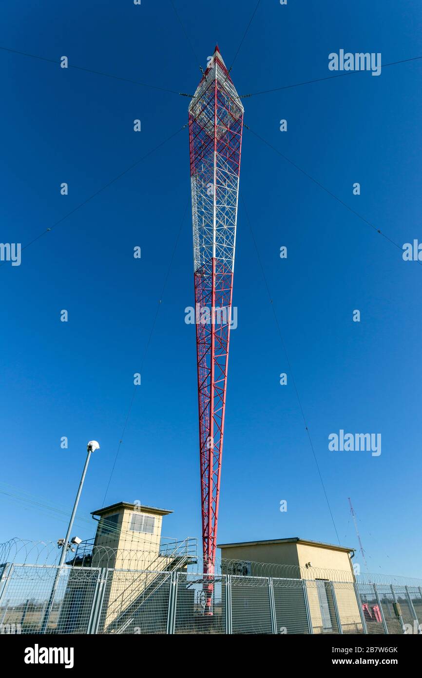 U mast holatda emdi.