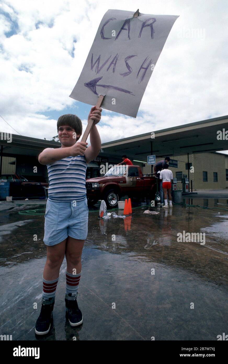 Fundraiser Car Wash High Resolution Stock Photography And Images Alamy