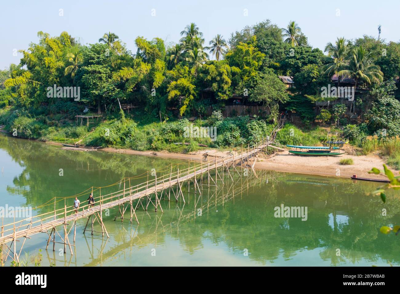 Bamboo bridge, Nam Khan River, Luang Prabang, Laos Stock Photo